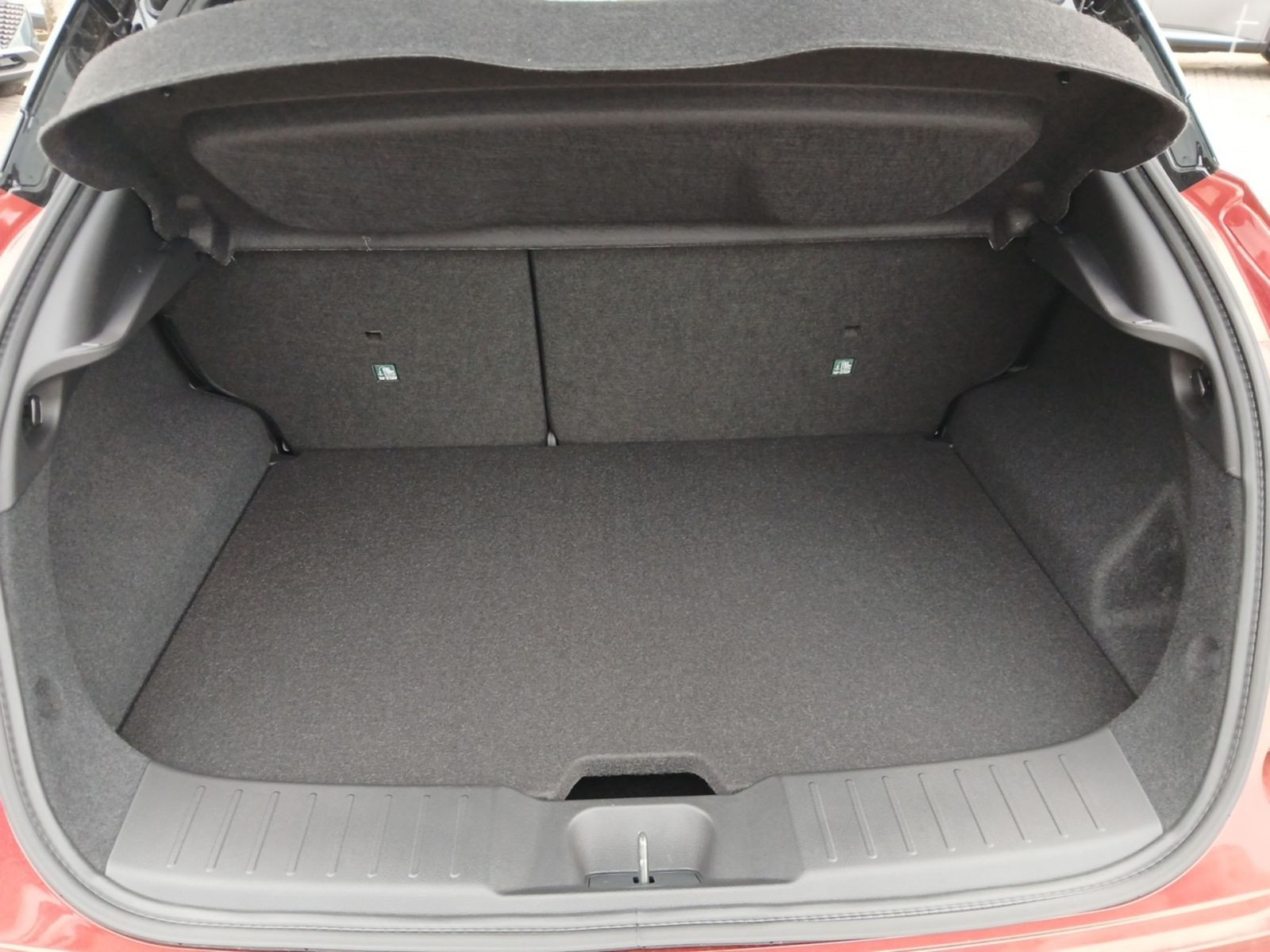 Nissan JUKE N-DESIGN 1.6 HYBRID NAVI BOSE WINTER KAMERA