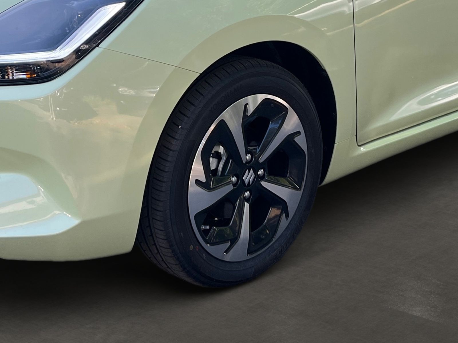 Suzuki SWIFT COMFORT+ CVT HYBRID