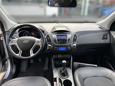 Hyundai IX35 2.0 | TÜV | ALLWETTER | SERVICE Style