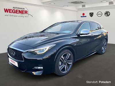 Infiniti Q30 T 2.0 AT AWD LED NAVI KAM SITZHEIZUNG BOSE Sport