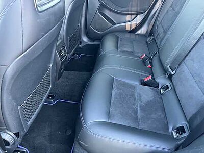 Infiniti Q30 T 2.0 AT AWD LED NAVI KAM SITZHEIZUNG BOSE Sport