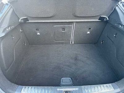 Infiniti Q30 T 2.0 AT AWD LED NAVI KAM SITZHEIZUNG BOSE Sport