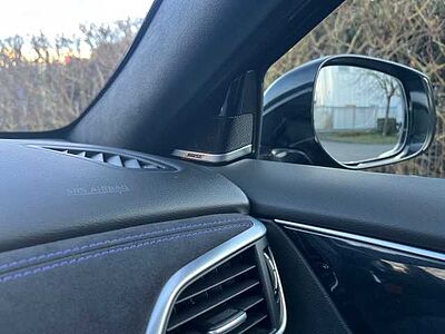 Infiniti Q30 T 2.0 AT AWD LED NAVI KAM SITZHEIZUNG BOSE Sport