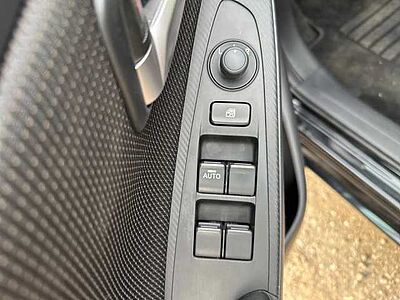 Mazda 2 SKYACTIV-G 1.5 AT LED NAVI SHZ PDC Exclusive