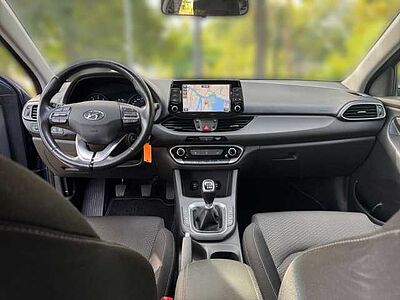 Hyundai i30 TREND 1.4 T-GDI *PDC*SHZ*NAVI*LHZ*