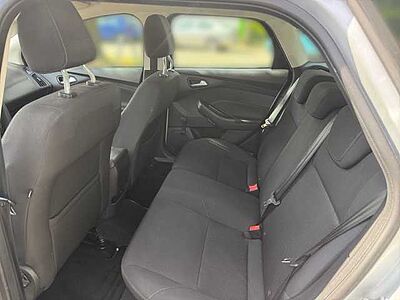 Ford FOCUS EcoBoost 1.5 Turnier *SHZ*PDC*NAVI* Business