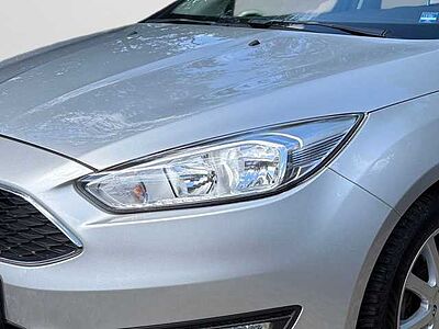 Ford FOCUS EcoBoost 1.5 Turnier *SHZ*PDC*NAVI* Business